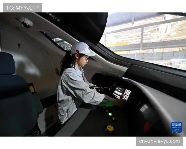 维修区一瞥：机械师在10分钟内完成一次紧急车架更换